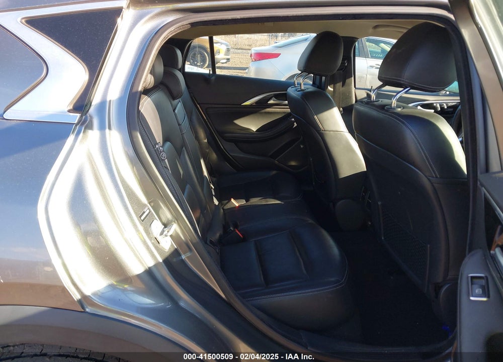 2017 INFINITI QX30 PREMIUM VIN: SJKCH5CR1HA020547
