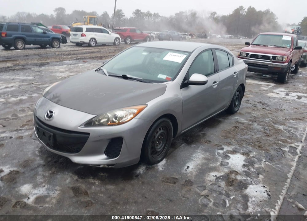 2012 MAZDA MAZDA3 VIN: JM1BL1UG9C1690469
