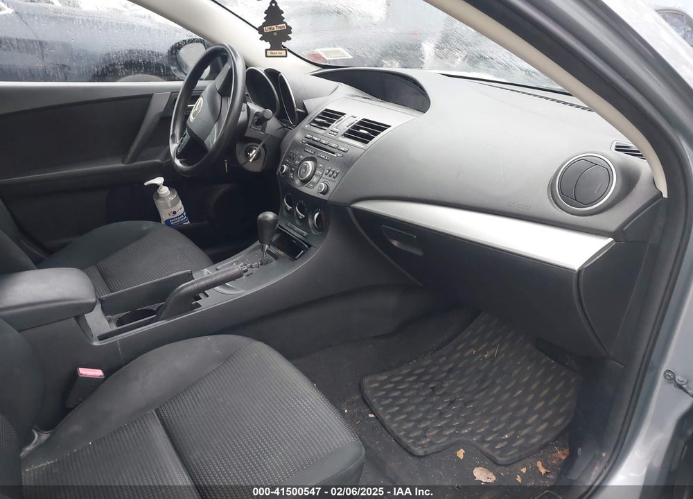 2012 MAZDA MAZDA3 VIN: JM1BL1UG9C1690469