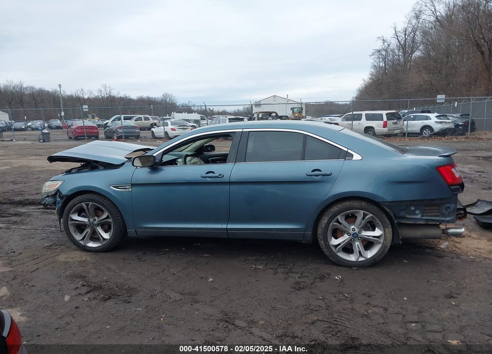 2010 FORD TAURUS VIN: 1FAHP2KT8AG123108