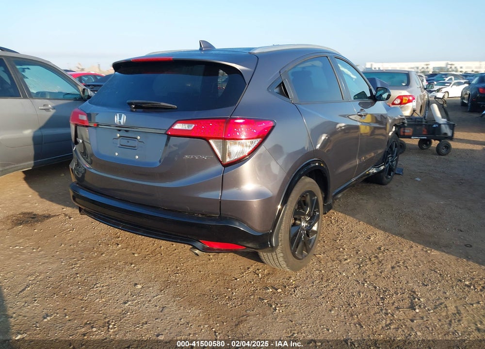 2022 HONDA HR-V VIN: 3CZRU5H12NM728021