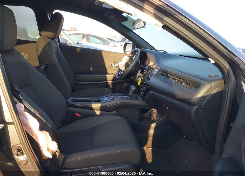 2022 HONDA HR-V VIN: 3CZRU5H12NM728021