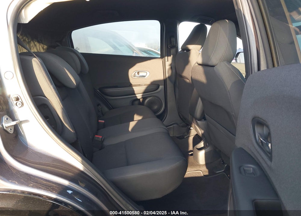 2022 HONDA HR-V VIN: 3CZRU5H12NM728021
