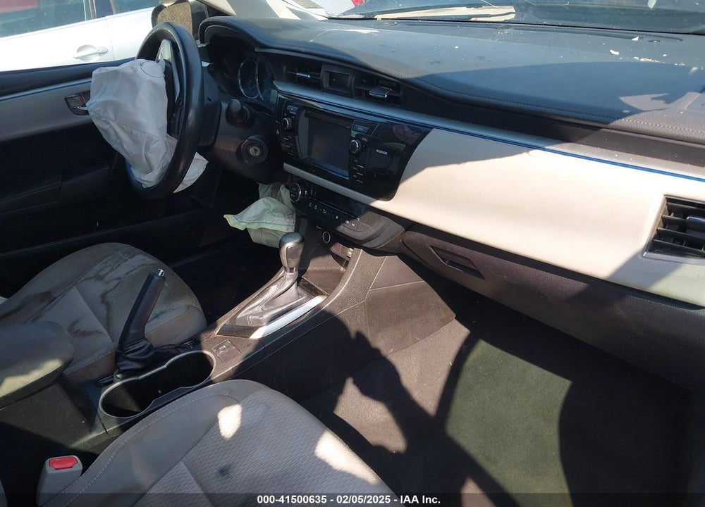 2015 TOYOTA COROLLA VIN: 5YFBURHE5FP263259