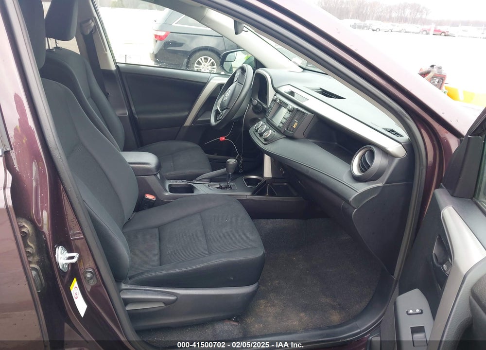 2017 TOYOTA RAV4 VIN: 2T3BFREV6HW658462