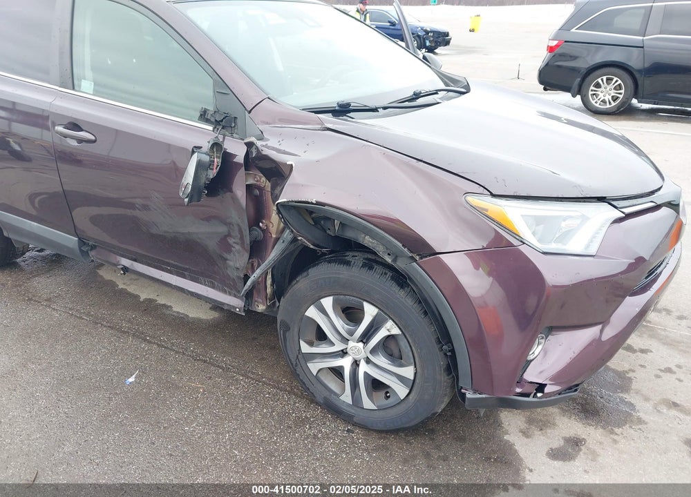 2017 TOYOTA RAV4 VIN: 2T3BFREV6HW658462