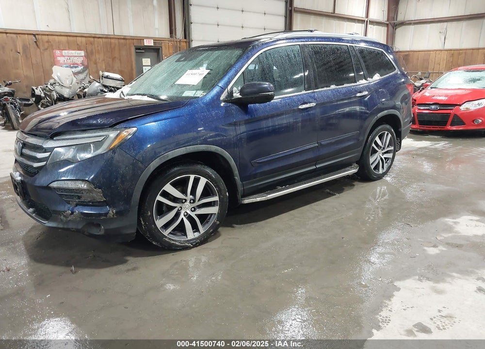 2017 HONDA PILOT TOURING VIN: 5FNYF6H9XHB070903
