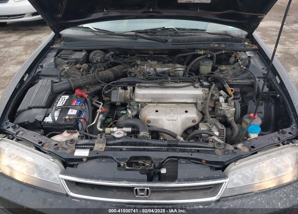 1996 HONDA ACCORD LX/EX VIN: 1HGCD5637TA254806