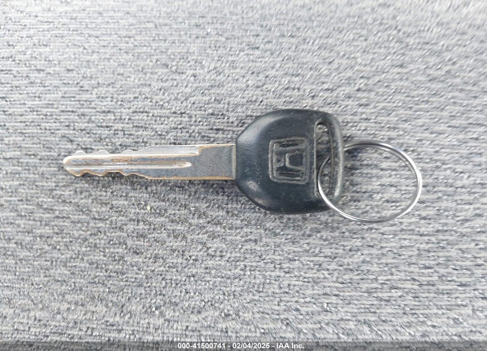 1996 HONDA ACCORD LX/EX VIN: 1HGCD5637TA254806