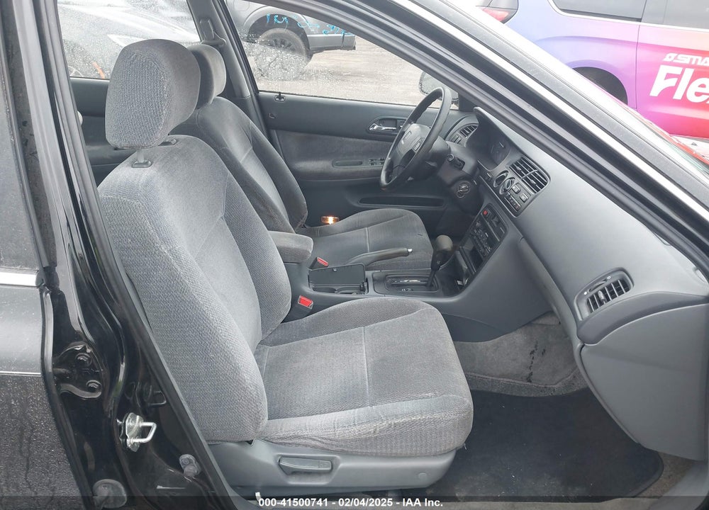 1996 HONDA ACCORD LX/EX VIN: 1HGCD5637TA254806