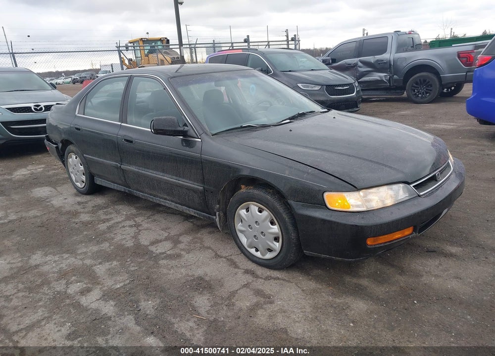 1996 HONDA ACCORD LX/EX VIN: 1HGCD5637TA254806