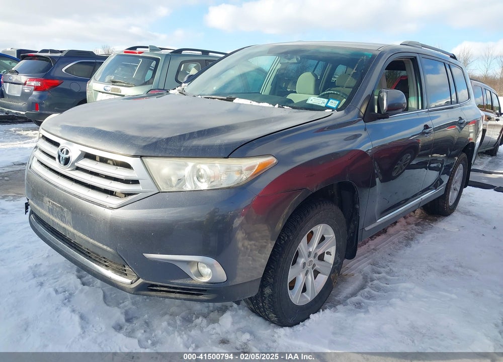 2011 TOYOTA HIGHLANDER SE VIN: 5TDBK3EH3BS092630