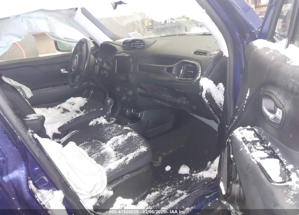 2019 JEEP RENEGADE ALTITUDE 4X4 VIN: ZACNJBBB8KPK92522