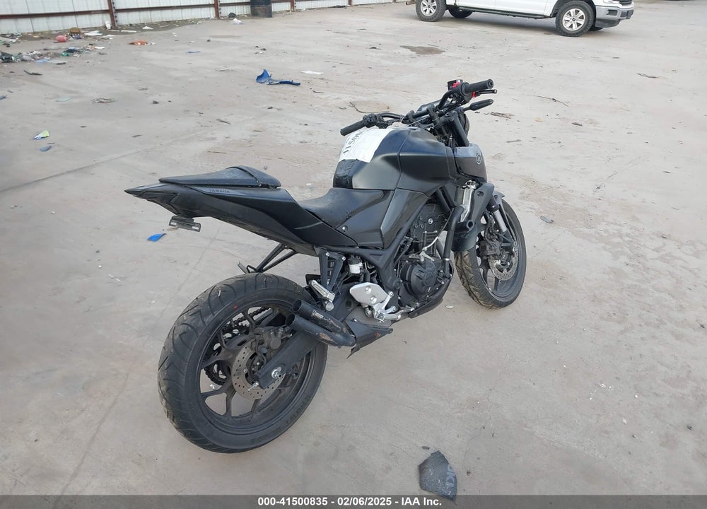 2021 YAMAHA MT-03 VIN: MH3RH20Y0MK005986