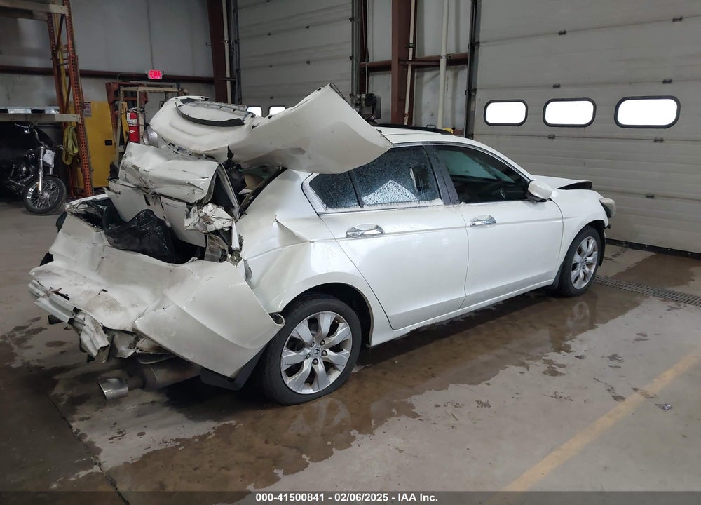 2008 HONDA ACCORD VIN: 1HGCP36848A034084