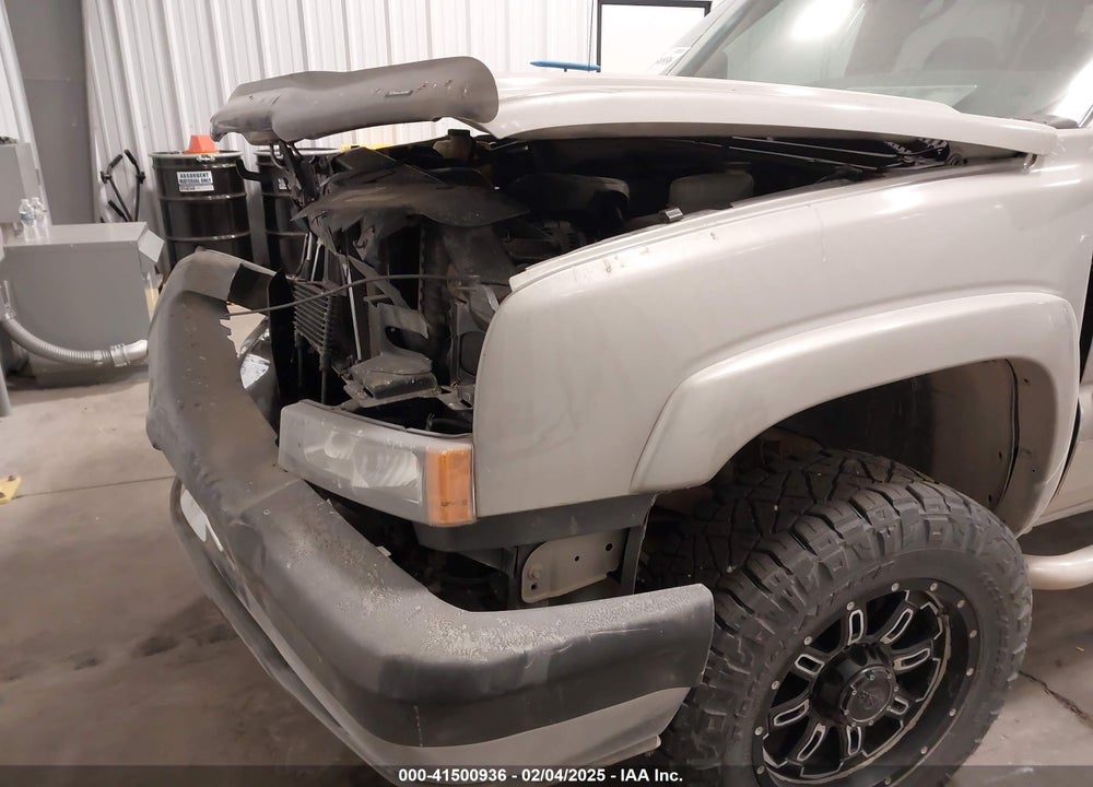 2003 CHEVROLET SILVERADO 2500HD LS VIN: 1GCHK23U13F164494