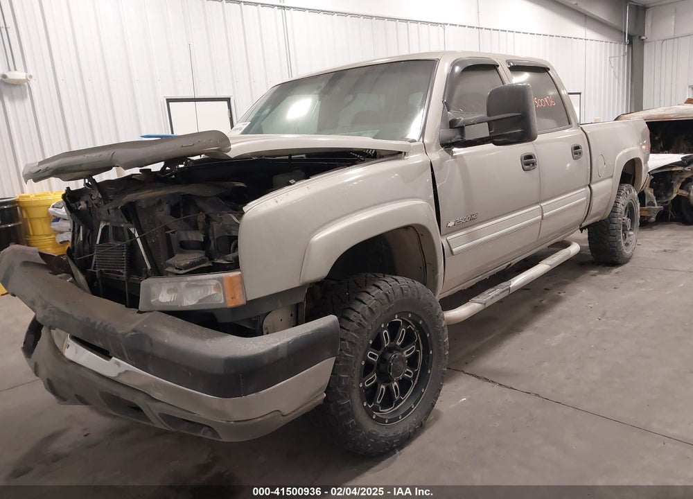 2003 CHEVROLET SILVERADO 2500HD LS VIN: 1GCHK23U13F164494