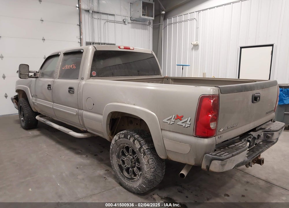 2003 CHEVROLET SILVERADO 2500HD LS VIN: 1GCHK23U13F164494