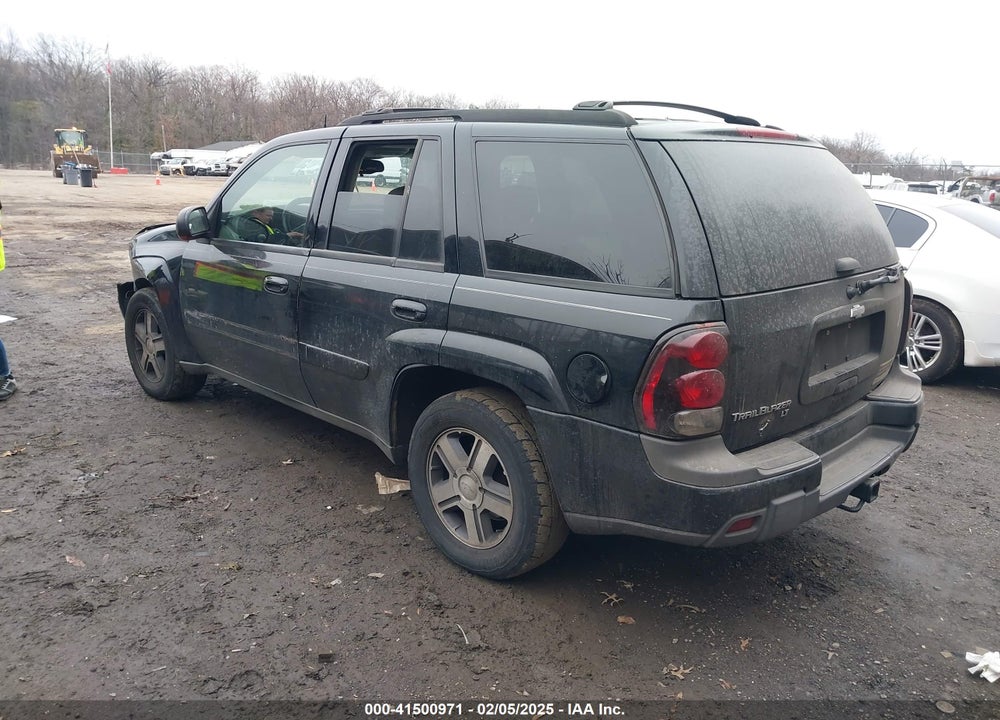 2005 CHEVROLET TRAILBLAZER LT VIN: 1GNDT13S152248546