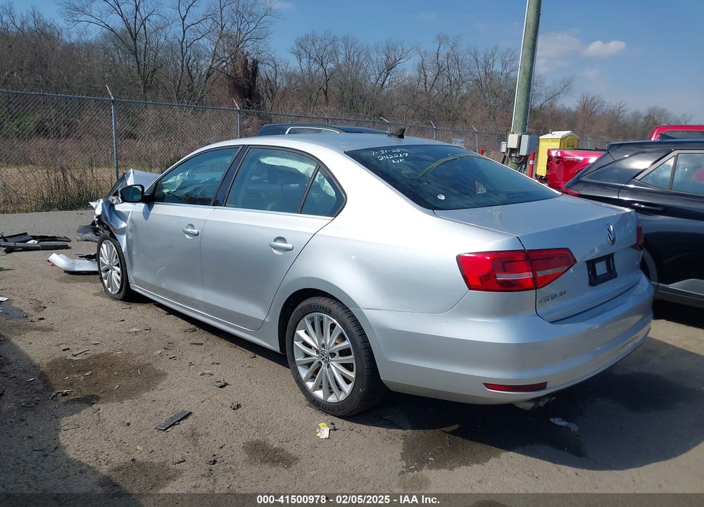 2015 VOLKSWAGEN JETTA VIN: 3VWD07AJ3FM242267