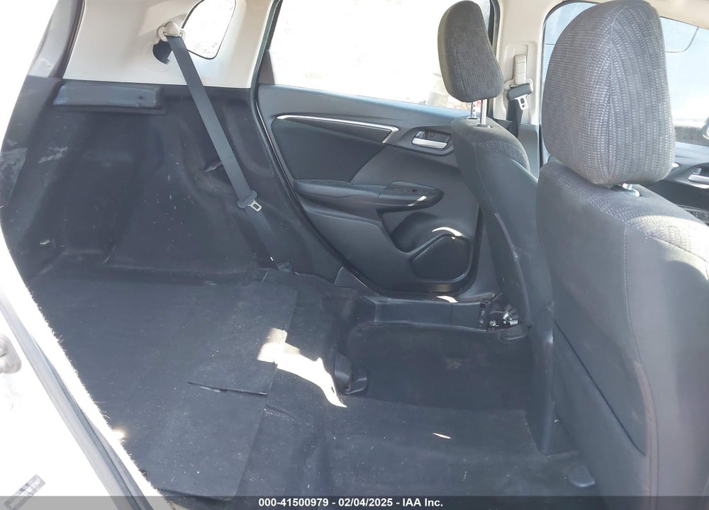 2015 HONDA FIT VIN: 3HGGK5G51FM737187