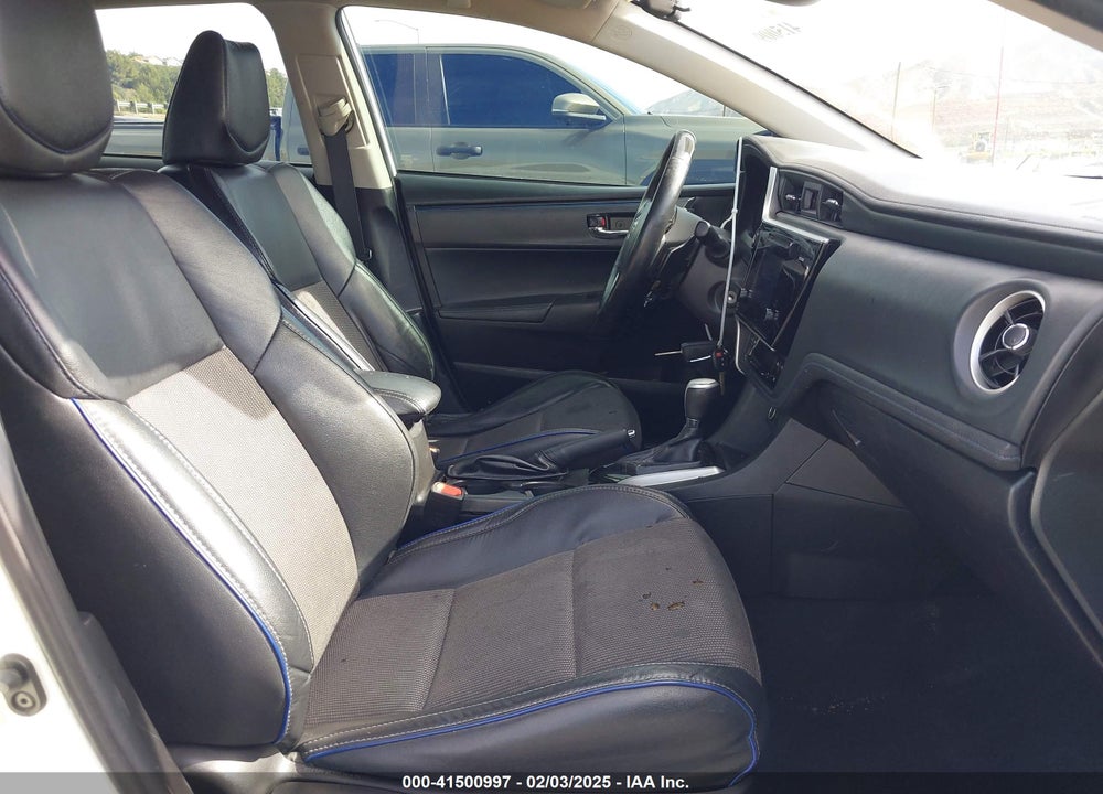 2017 TOYOTA COROLLA SE VIN: 5YFBURHE8HP644414