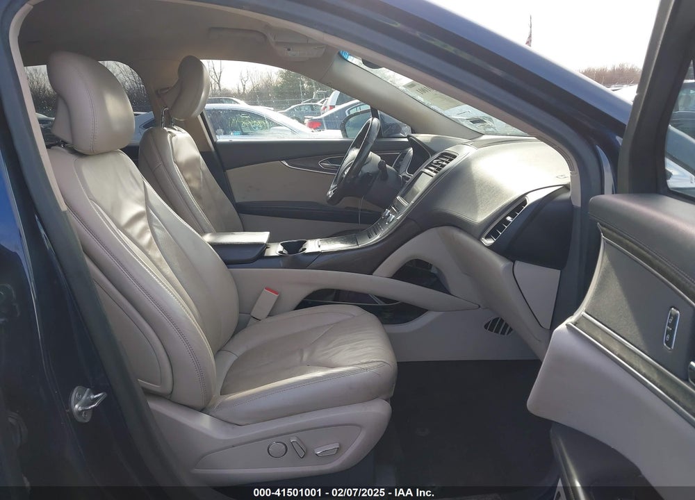2017 LINCOLN MKX SELECT VIN: 2LMPJ8KR9HBL25391