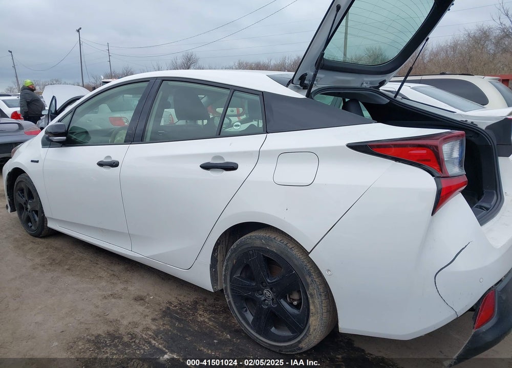 2022 TOYOTA PRIUS VIN: JTDKAMFU8N3175707