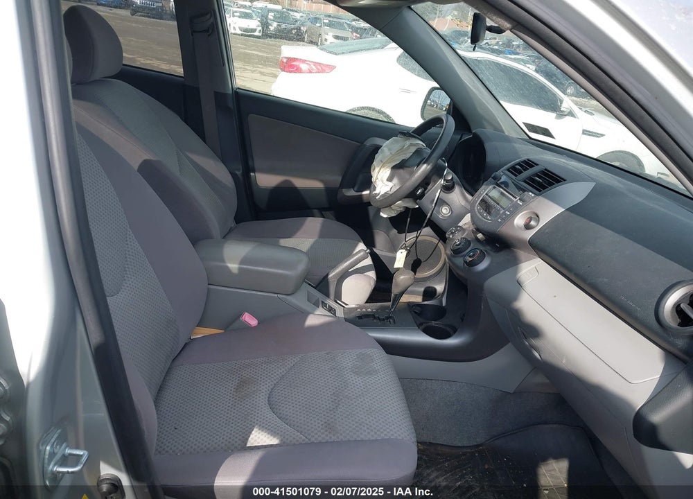 2008 TOYOTA RAV4 VIN: JTMBD33V885178632