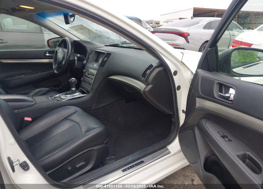 2011 INFINITI G37X VIN: JN1CV6AR4BM356674