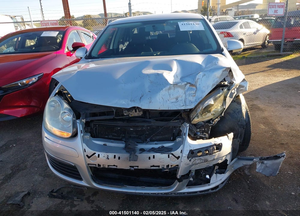 2008 VOLKSWAGEN JETTA S VIN: 3VWJZ71K98M158636