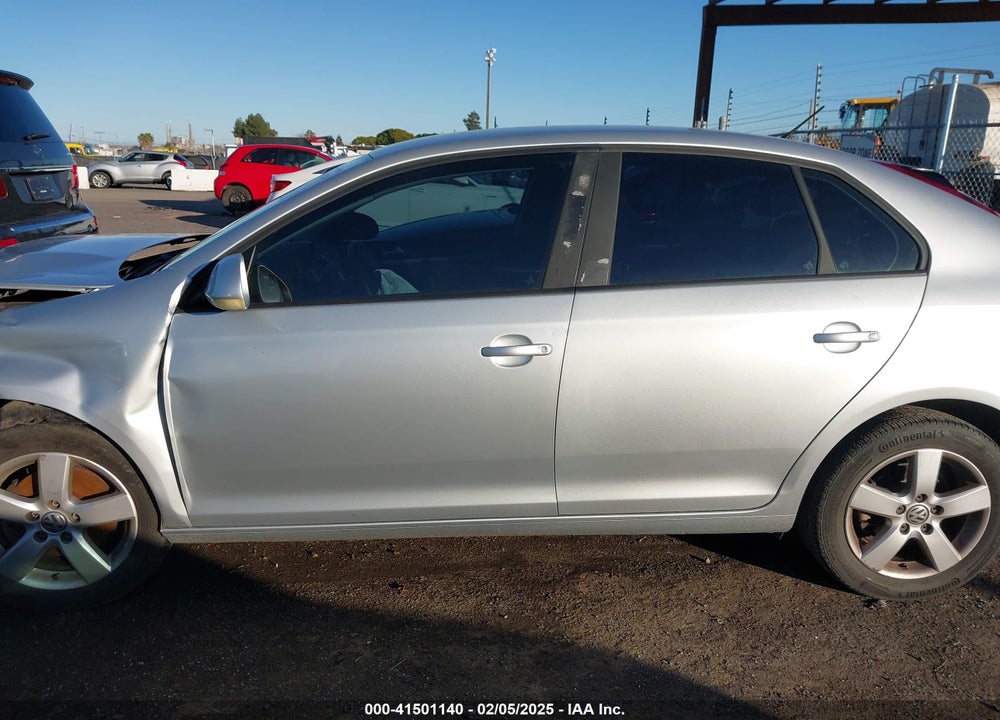 2008 VOLKSWAGEN JETTA S VIN: 3VWJZ71K98M158636