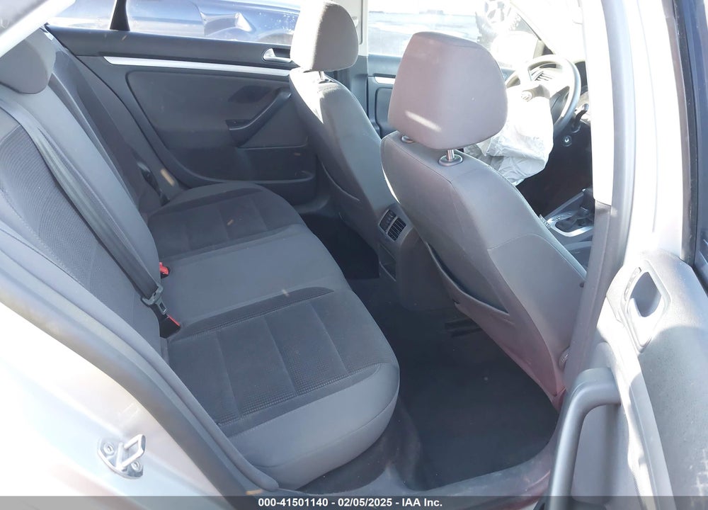 2008 VOLKSWAGEN JETTA S VIN: 3VWJZ71K98M158636