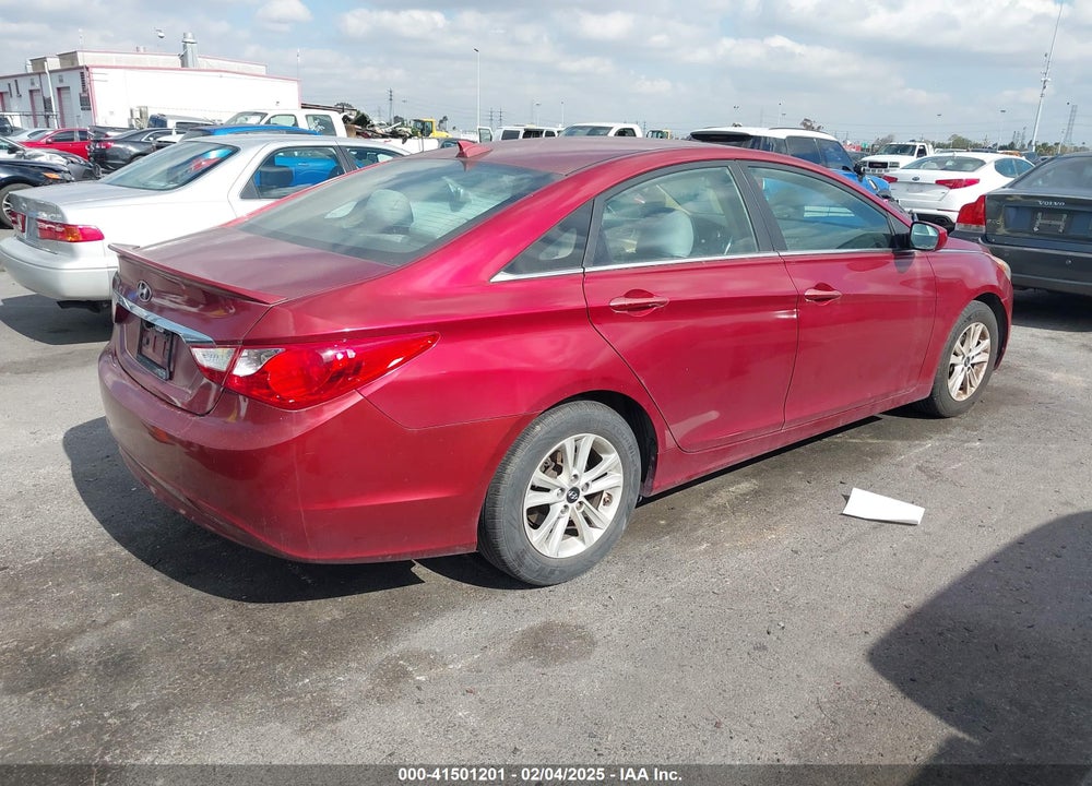 2013 HYUNDAI SONATA GLS VIN: 5NPEB4AC5DH795104