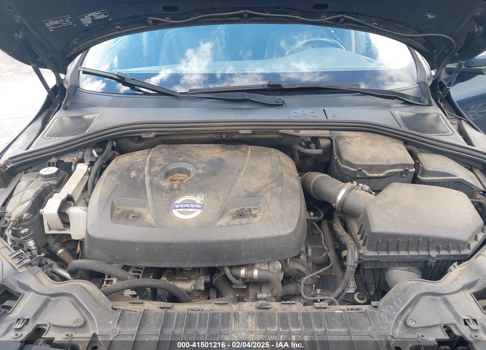 2015 VOLVO V60 T5 PREMIER VIN: YV140MEK0F1250032