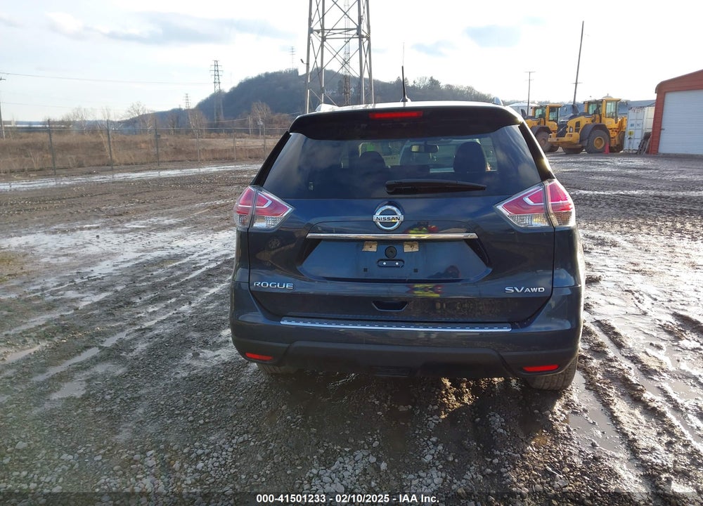 2015 NISSAN ROGUE SV VIN: 5N1AT2MV8FC820570