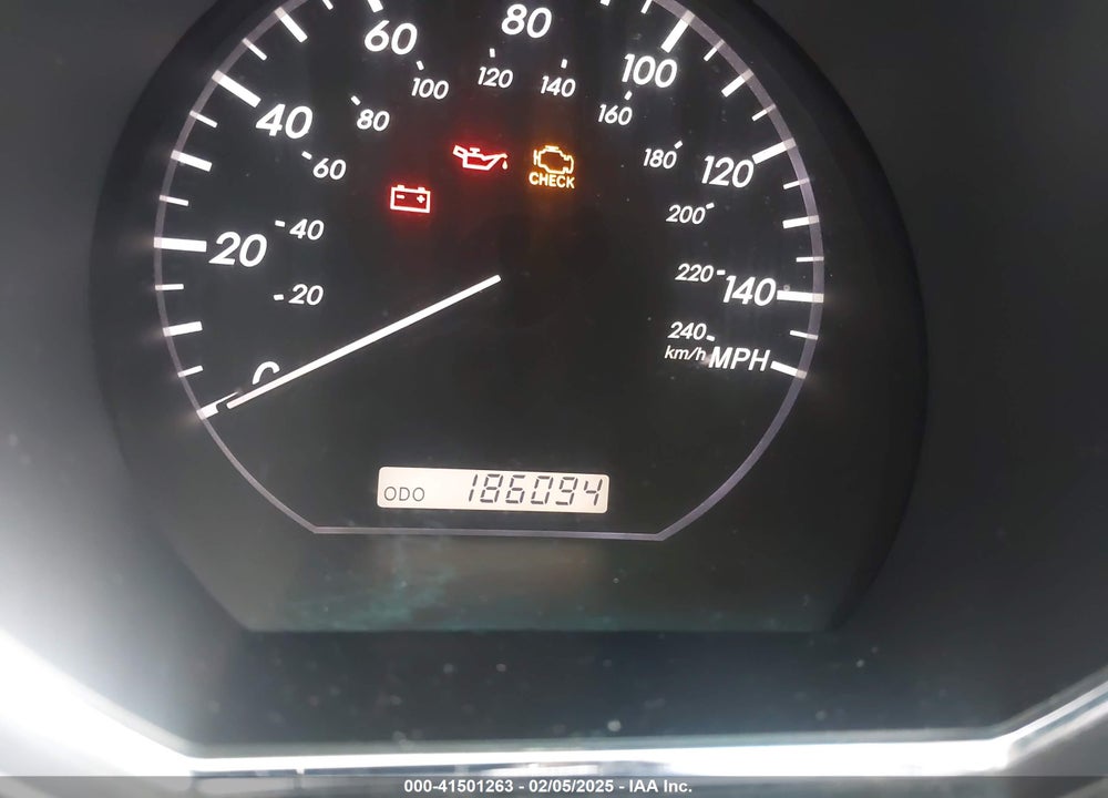 2005 LEXUS RX 330 VIN: JTJHA31U450091524