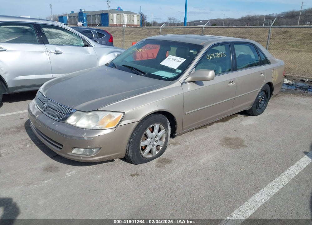 2000 TOYOTA AVALON XLS VIN: 4T1BF28B0YU088671