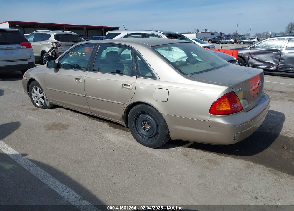 2000 TOYOTA AVALON XLS VIN: 4T1BF28B0YU088671