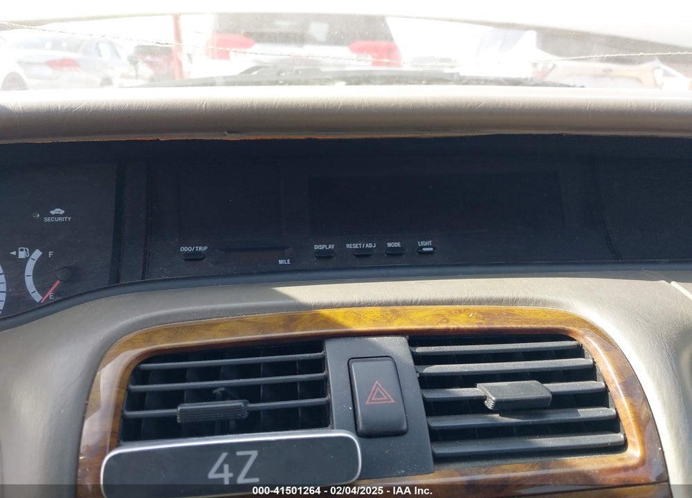 2000 TOYOTA AVALON XLS VIN: 4T1BF28B0YU088671