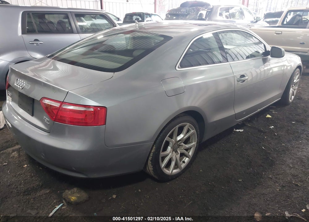 2011 AUDI A5 VIN: WAUCFAFR4BA081537