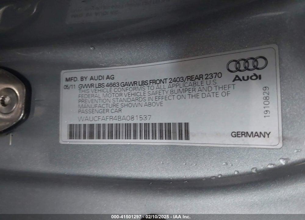 2011 AUDI A5 VIN: WAUCFAFR4BA081537
