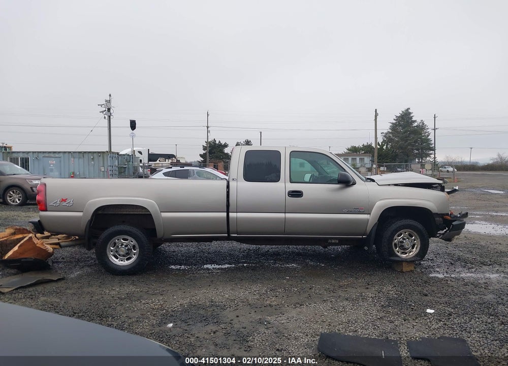 2003 CHEVROLET SILVERADO 2500HD LS VIN: 1GCHK29123E292682