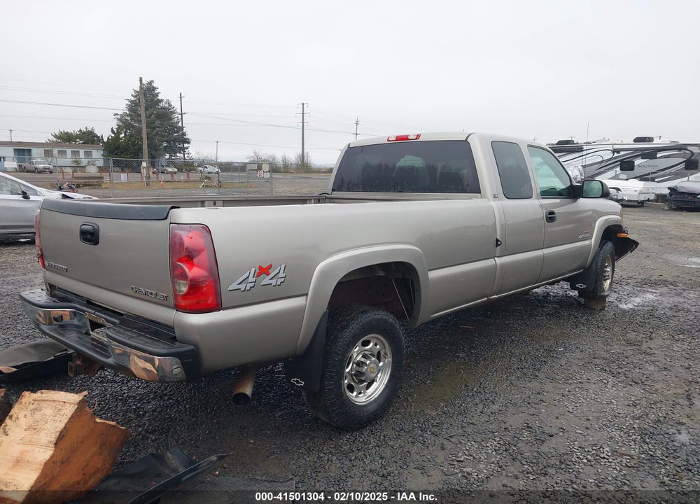2003 CHEVROLET SILVERADO 2500HD LS VIN: 1GCHK29123E292682