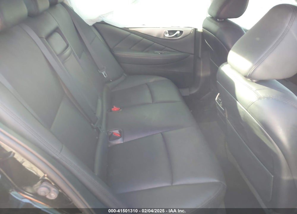 2015 INFINITI Q50 VIN: JN1BV7AR8FM423896