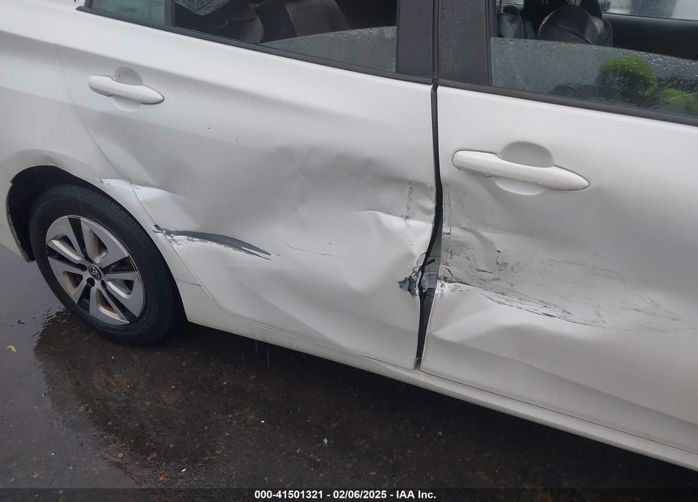 2016 TOYOTA PRIUS VIN: JTDKARFU4G3025447