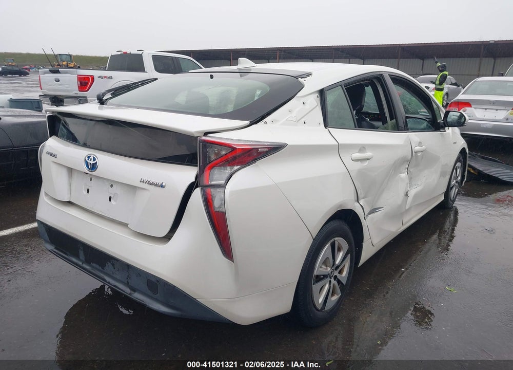 2016 TOYOTA PRIUS VIN: JTDKARFU4G3025447