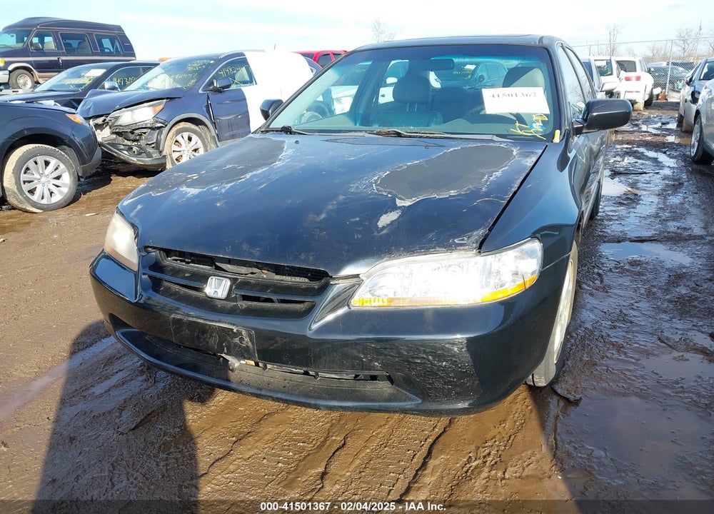 2000 HONDA ACCORD 3.0 EX VIN: 1HGCG165XYA096521