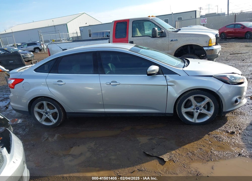 2013 FORD FOCUS VIN: 1FADP3J22DL300647
