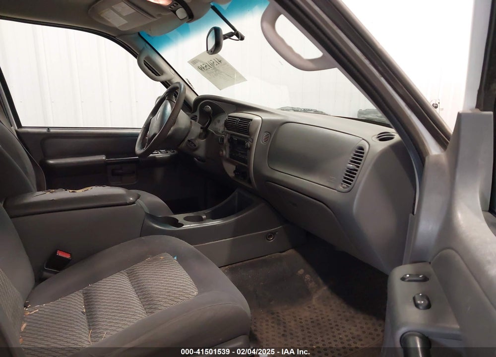 2004 FORD EXPLORER SPORT TRAC ADRENALIN/XLS/XLT VIN: 1FMZU77K14UA70614